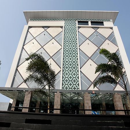 Paradigm Sarovar Portico Kākināda Εξωτερικό φωτογραφία