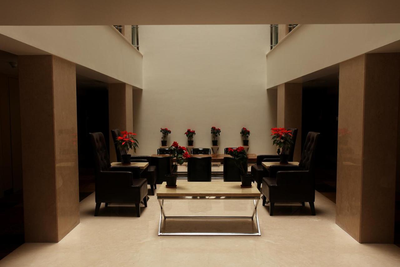 Paradigm Sarovar Portico Kākināda Εξωτερικό φωτογραφία